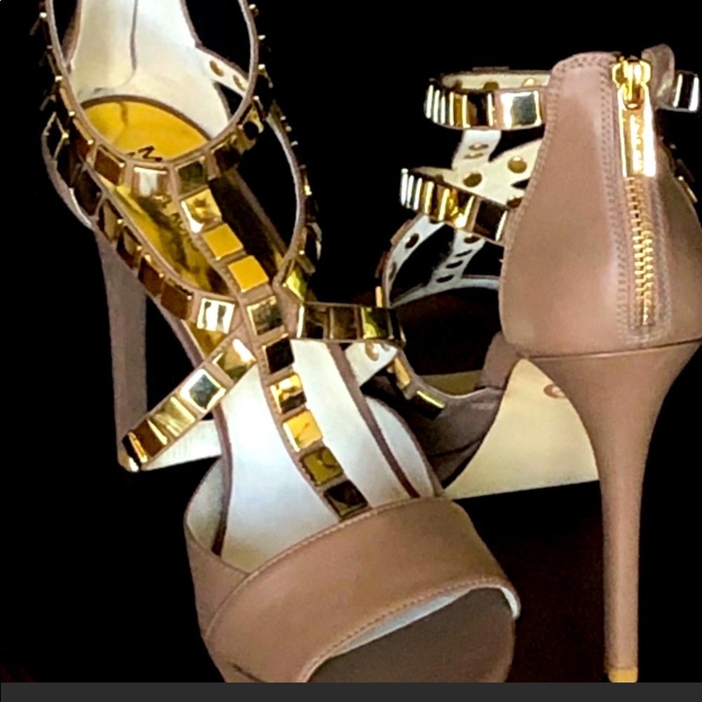 Michael Kors gold studs dress shoes